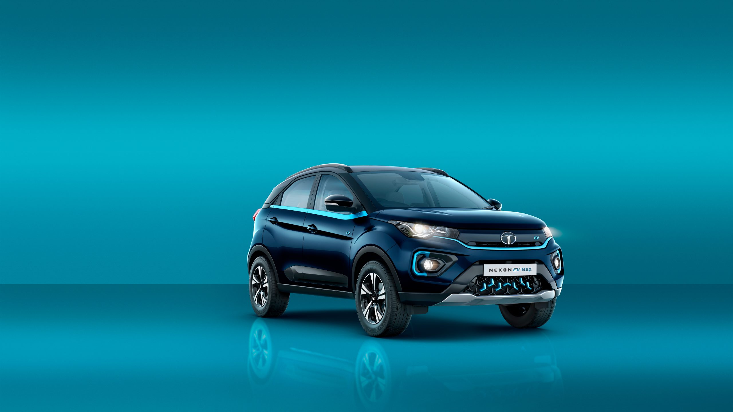 Experience EVs at their MAX Tata Motors introduces the new Nexon